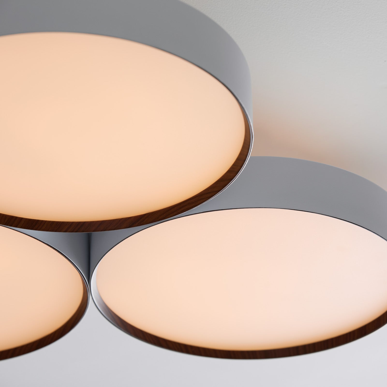 Phantom 6000 LED-ceiling lamp ホワイト+ライトウッド