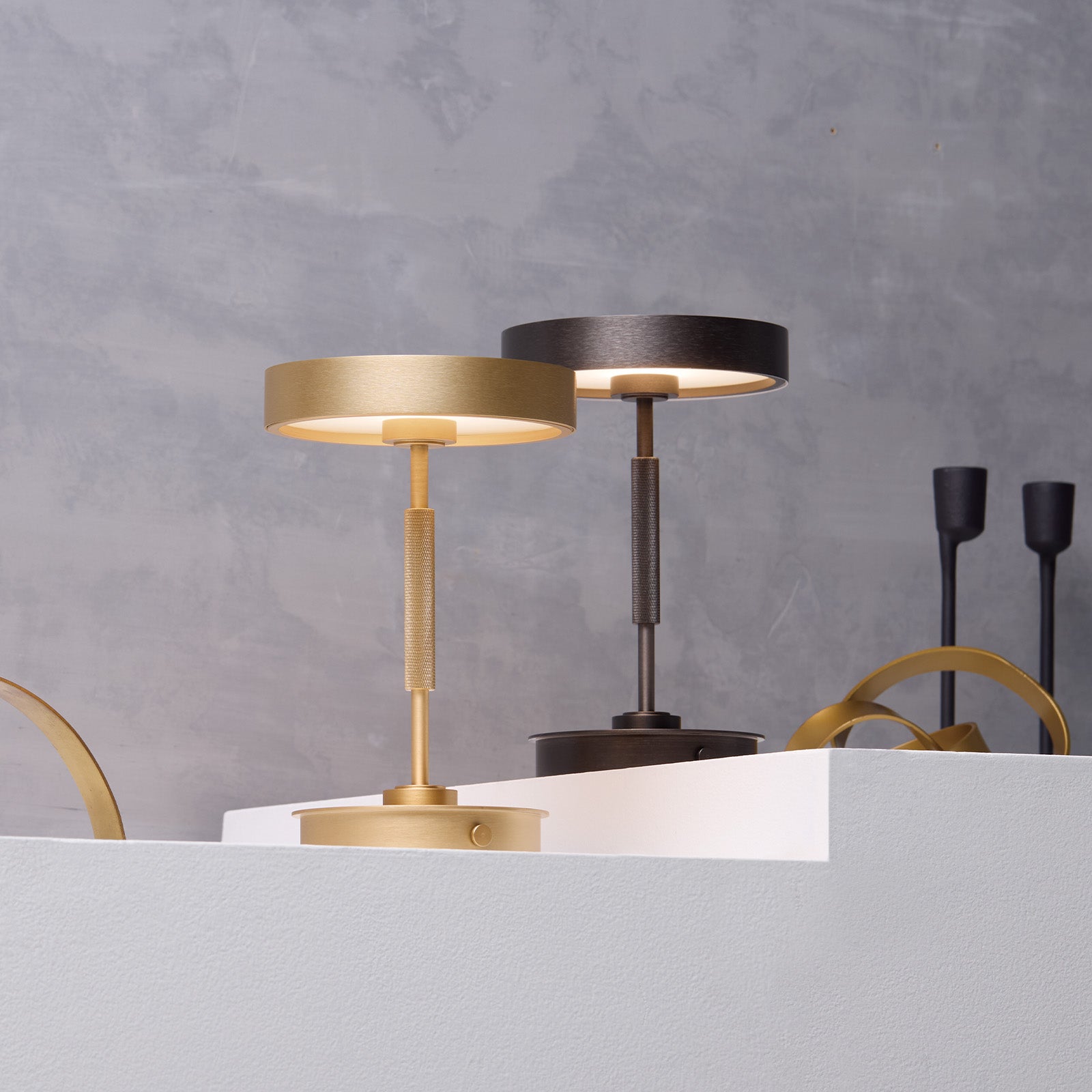 Rondo LED-table lamp ライトゴールド / ダークブロンズ