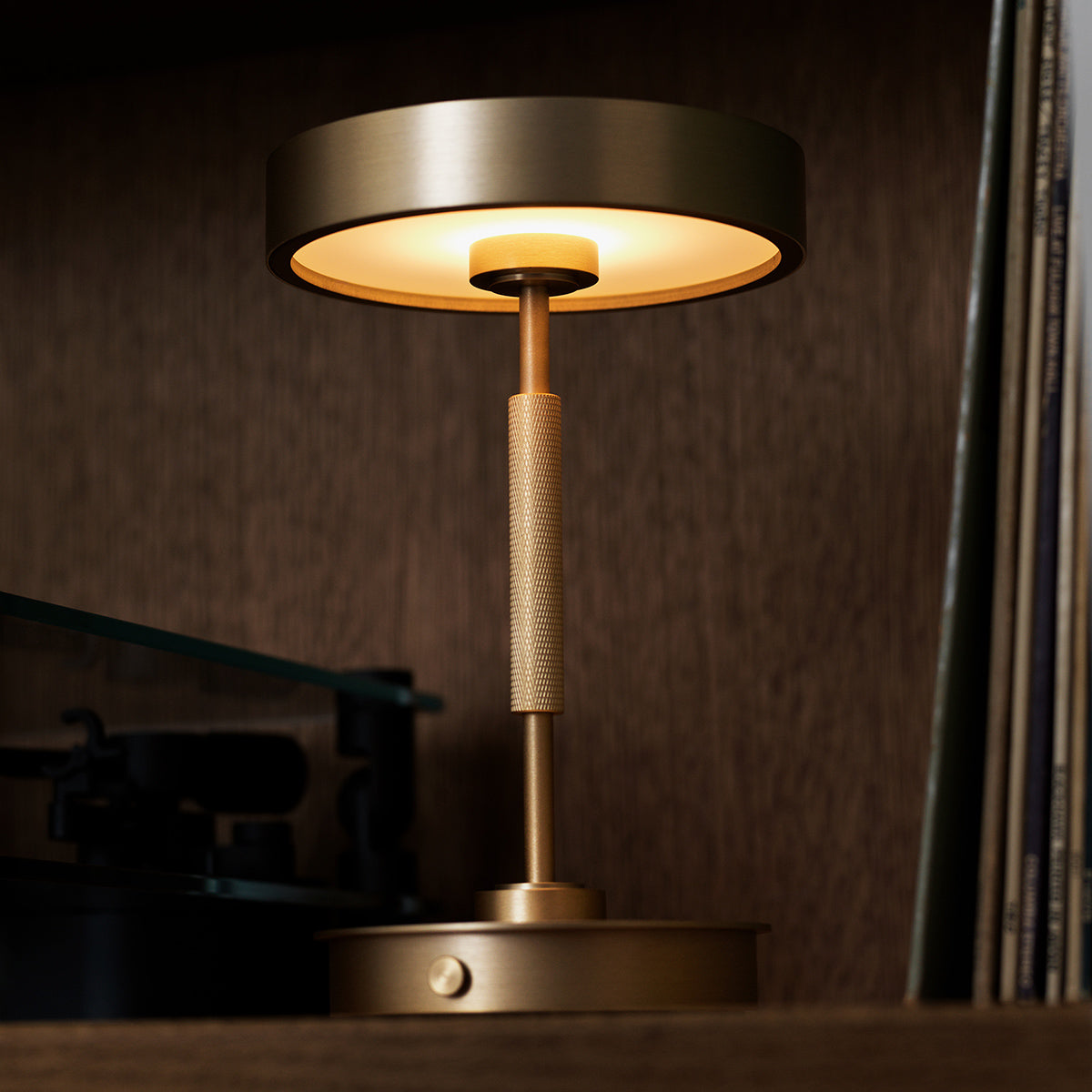 Rondo LED-table lamp ライトゴールド