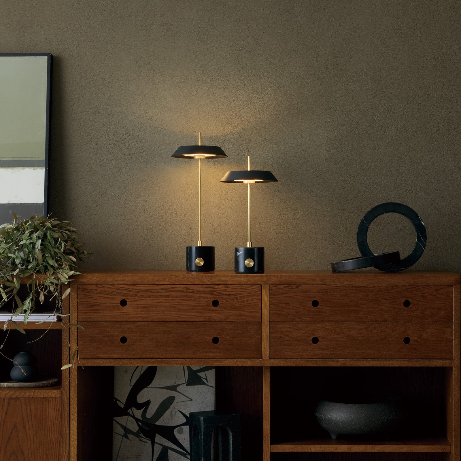 Innocence LED-table lamp ブラック