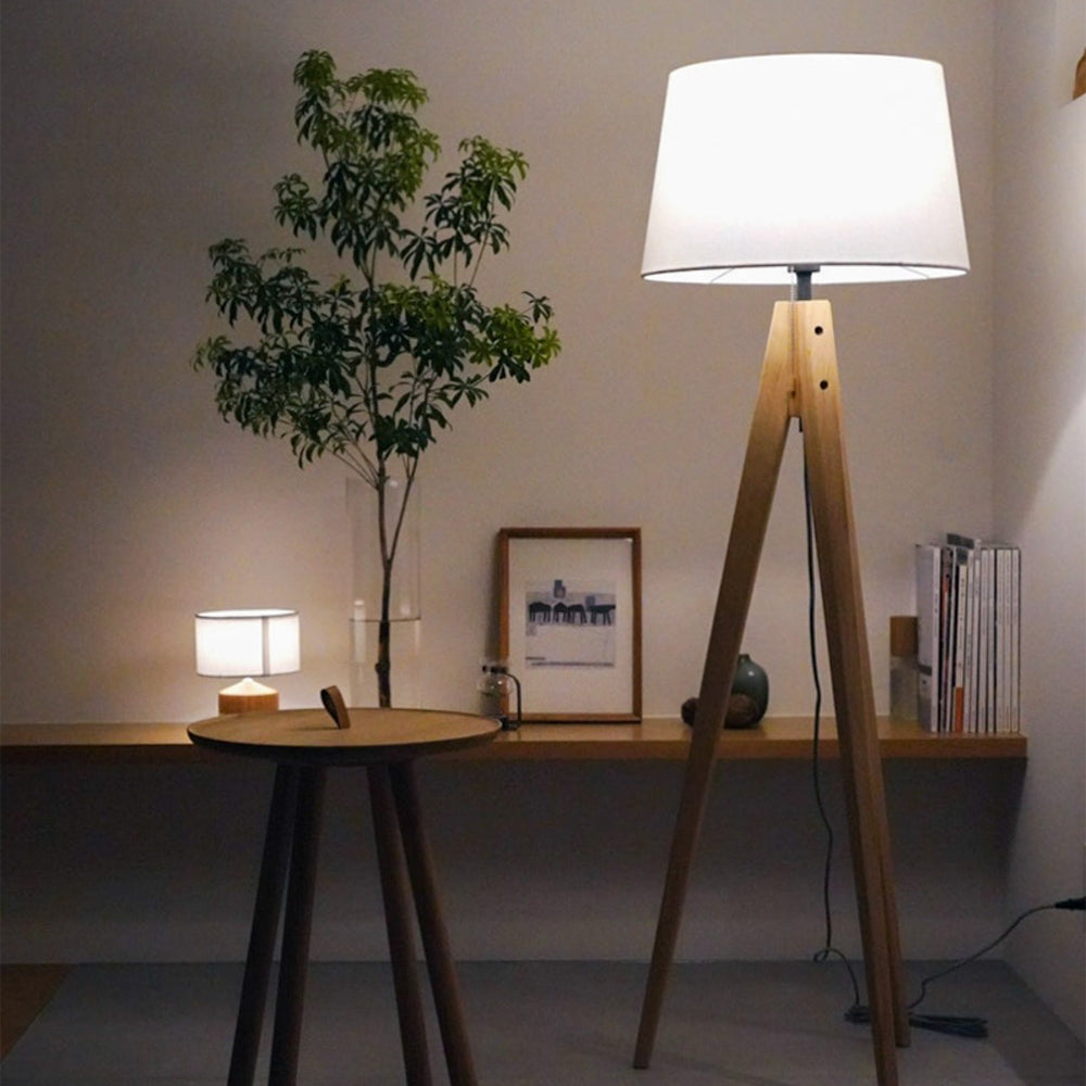 Albero LED-table lamp / Cappuccino-floor lamp 設置事例