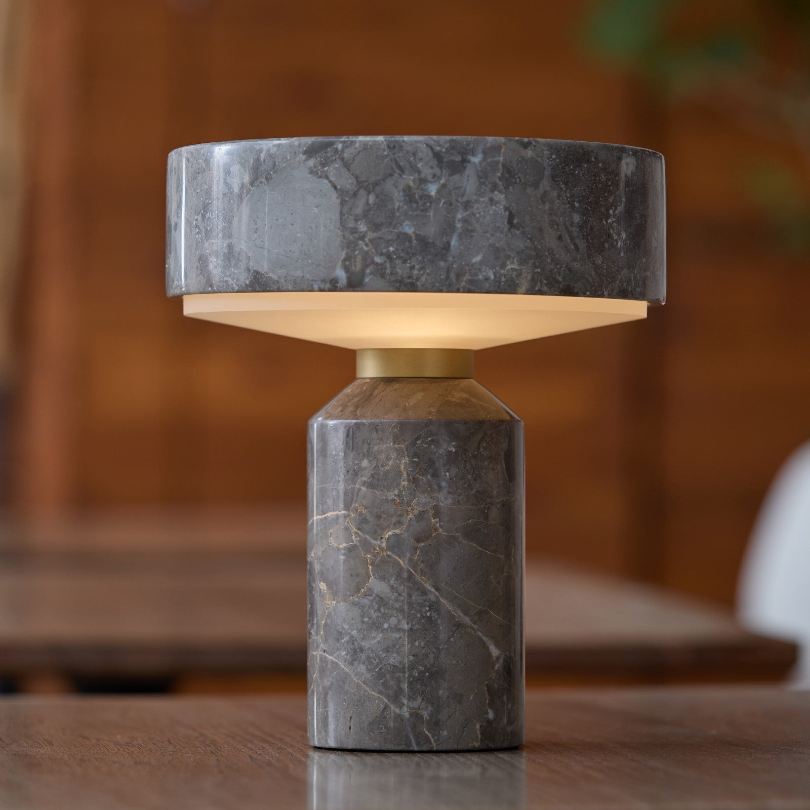 Marble LED-table lamp グレージュ