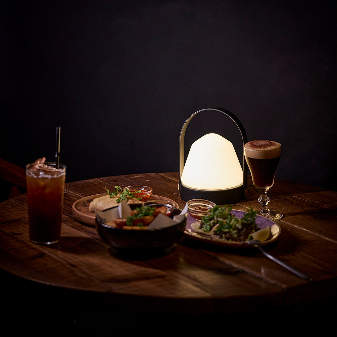 Caravan-LED lantern 2 ブラック 設置事例