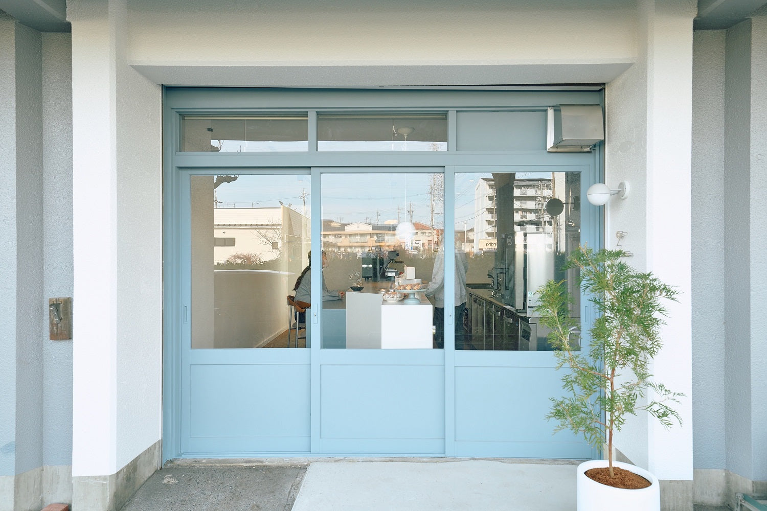 con filo（カフェ）