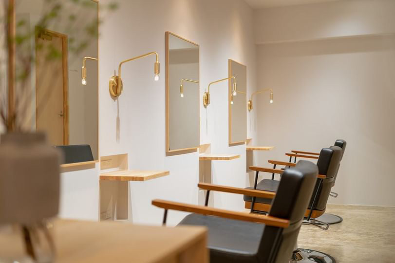 AND GO DESIGN 株式会社（HAIR SALON）