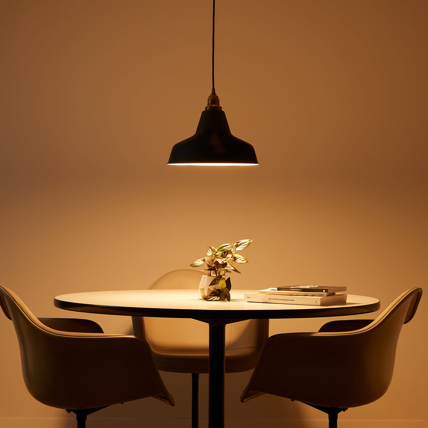 Railroad-pendant グレー 点灯時