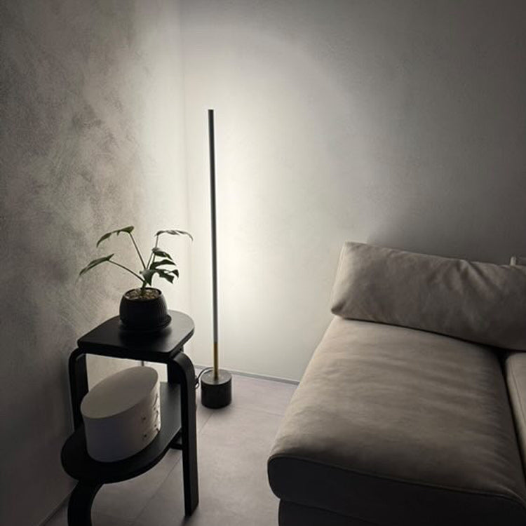 Vision LED-floor lamp (S) 設置事例