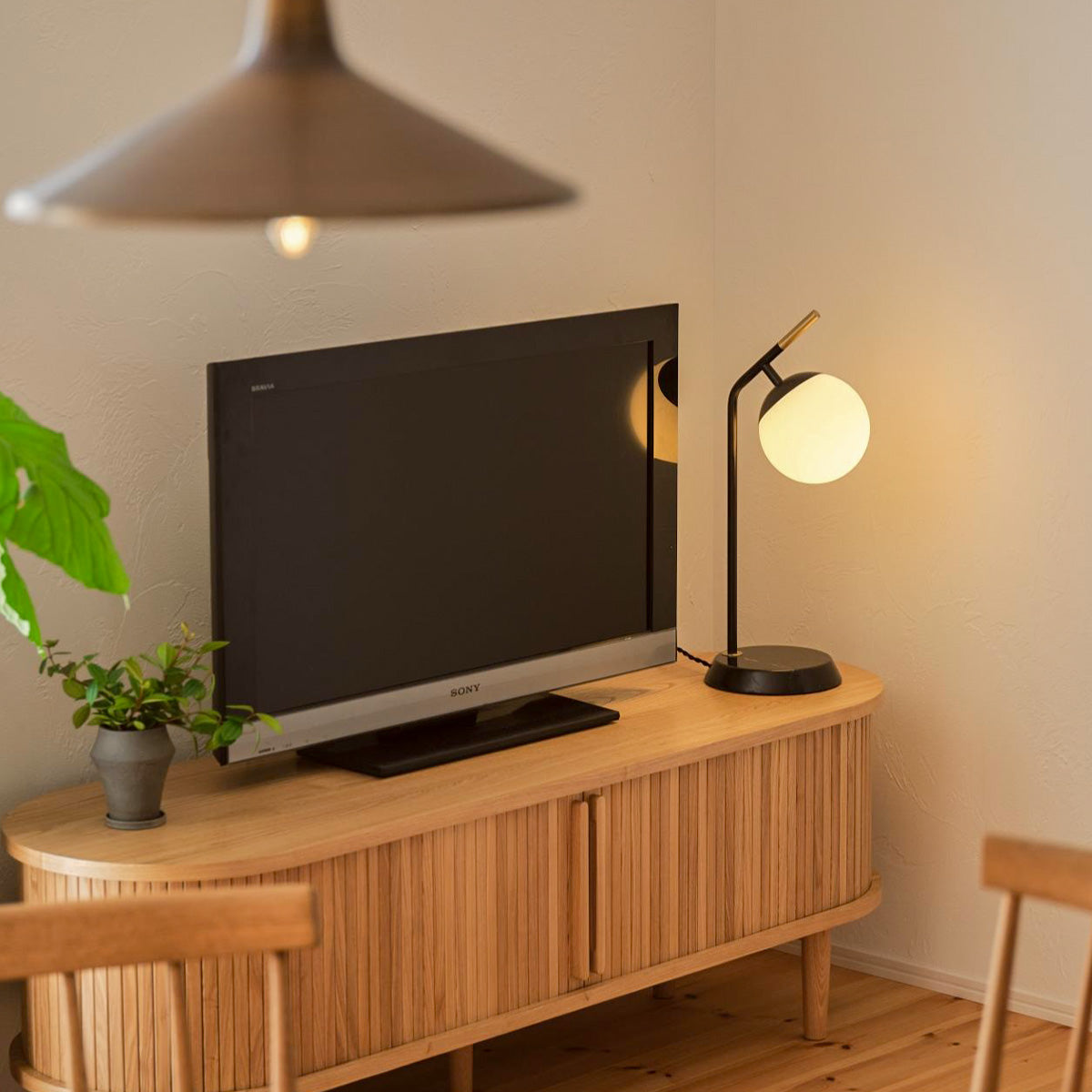 Bliss mini-desk lamp｜ARTWORKSTUDIO公式