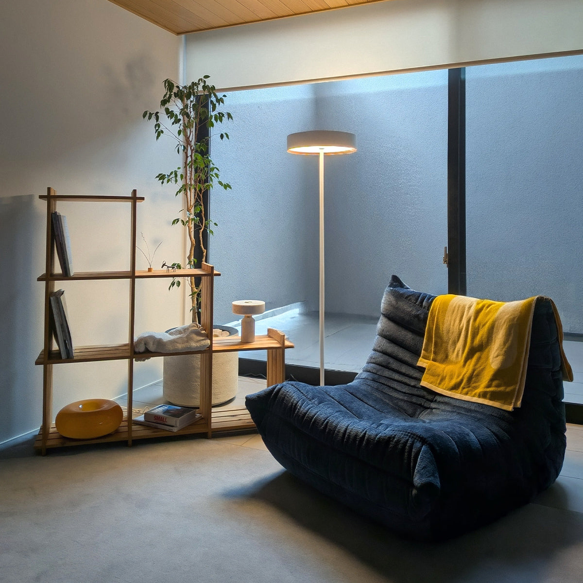 Glow LED-floor lamp｜ARTWORKSTUDIO公式