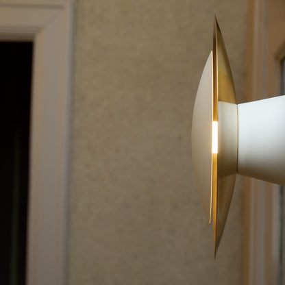 Eclipse LED-wall light (L) ホワイト+ブラス