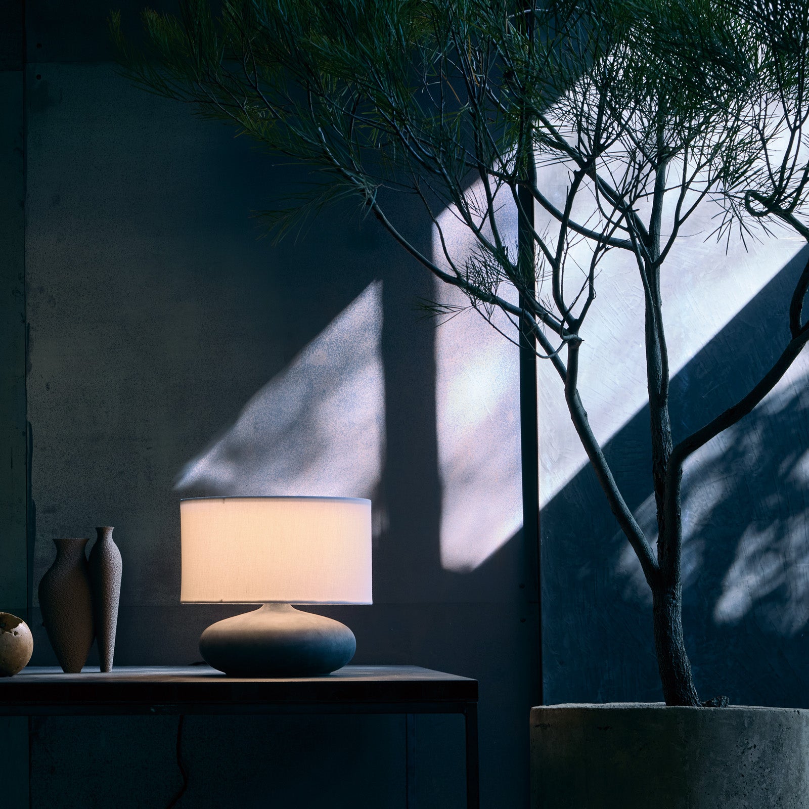 Ecru-table lamp S｜ARTWORKSTUDIO公式