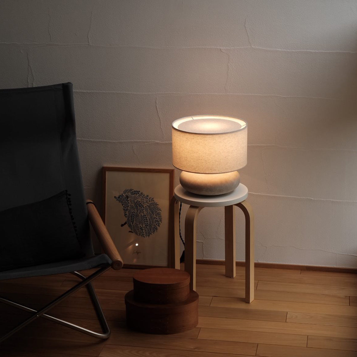 Ecru-table lamp S 設置事例（PR）