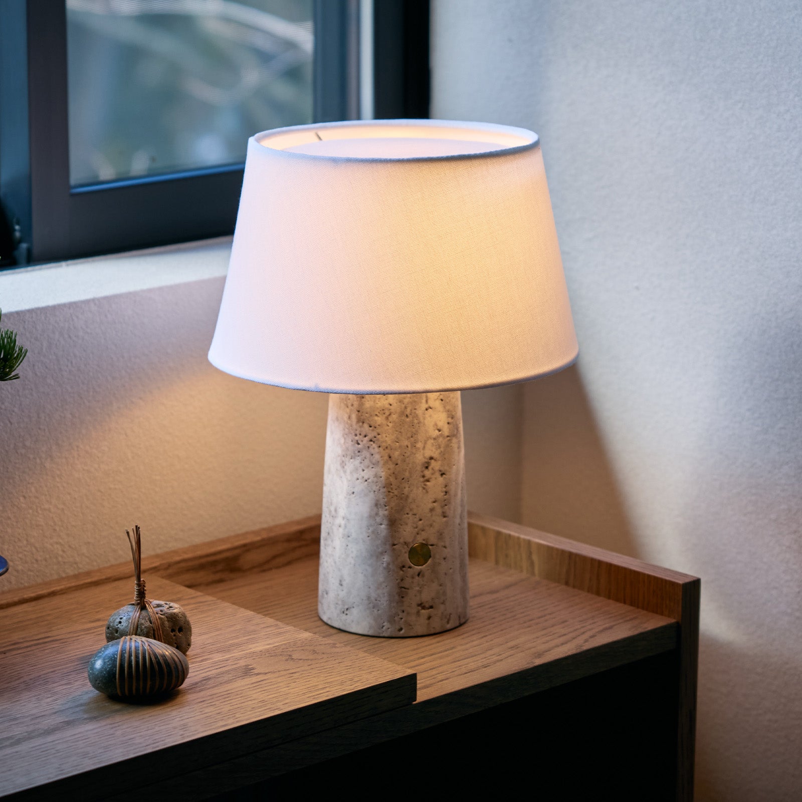 Echo-table lamp｜ARTWORKSTUDIO公式