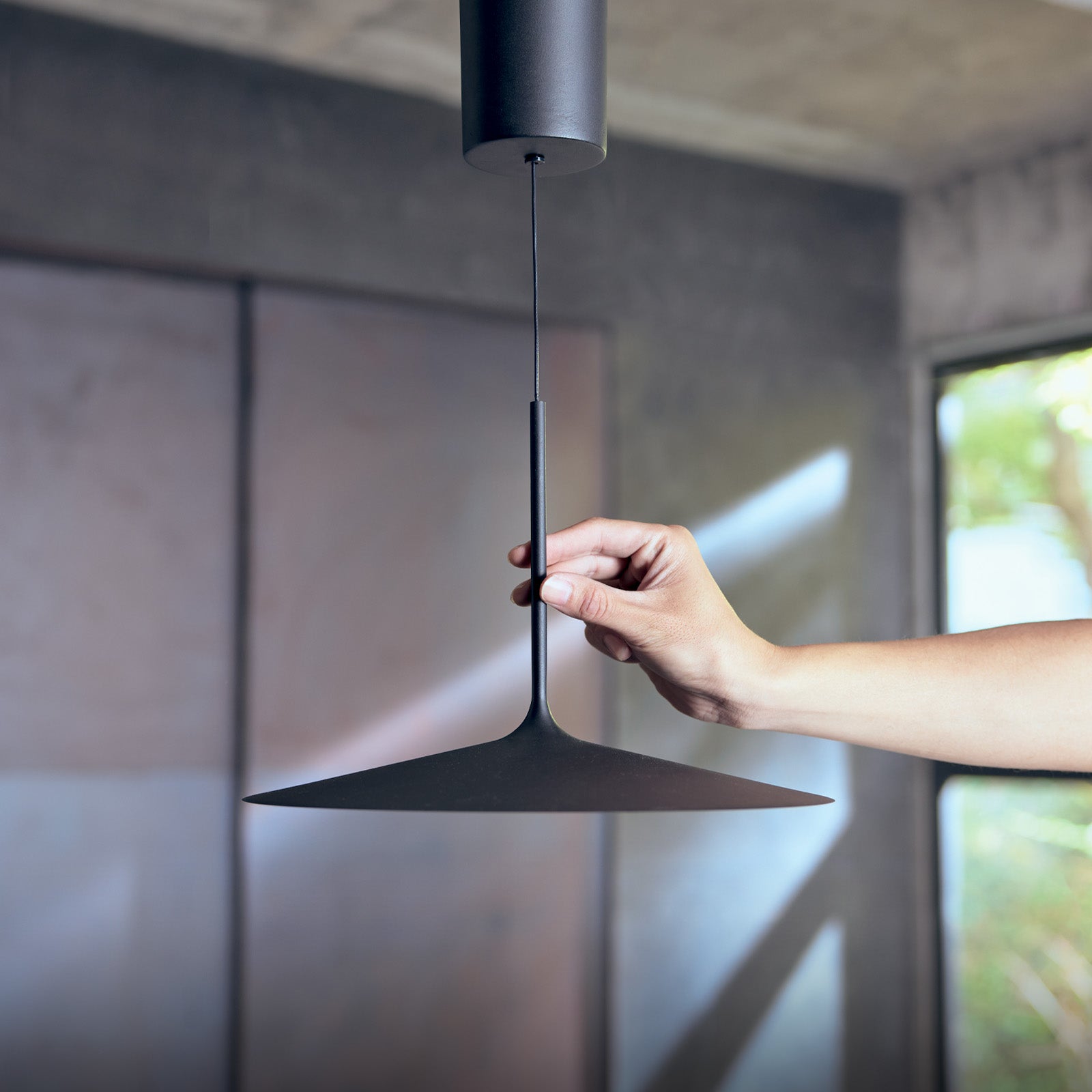 Shadow LED-lift pendant light L｜ARTWORKSTUDIO公式
