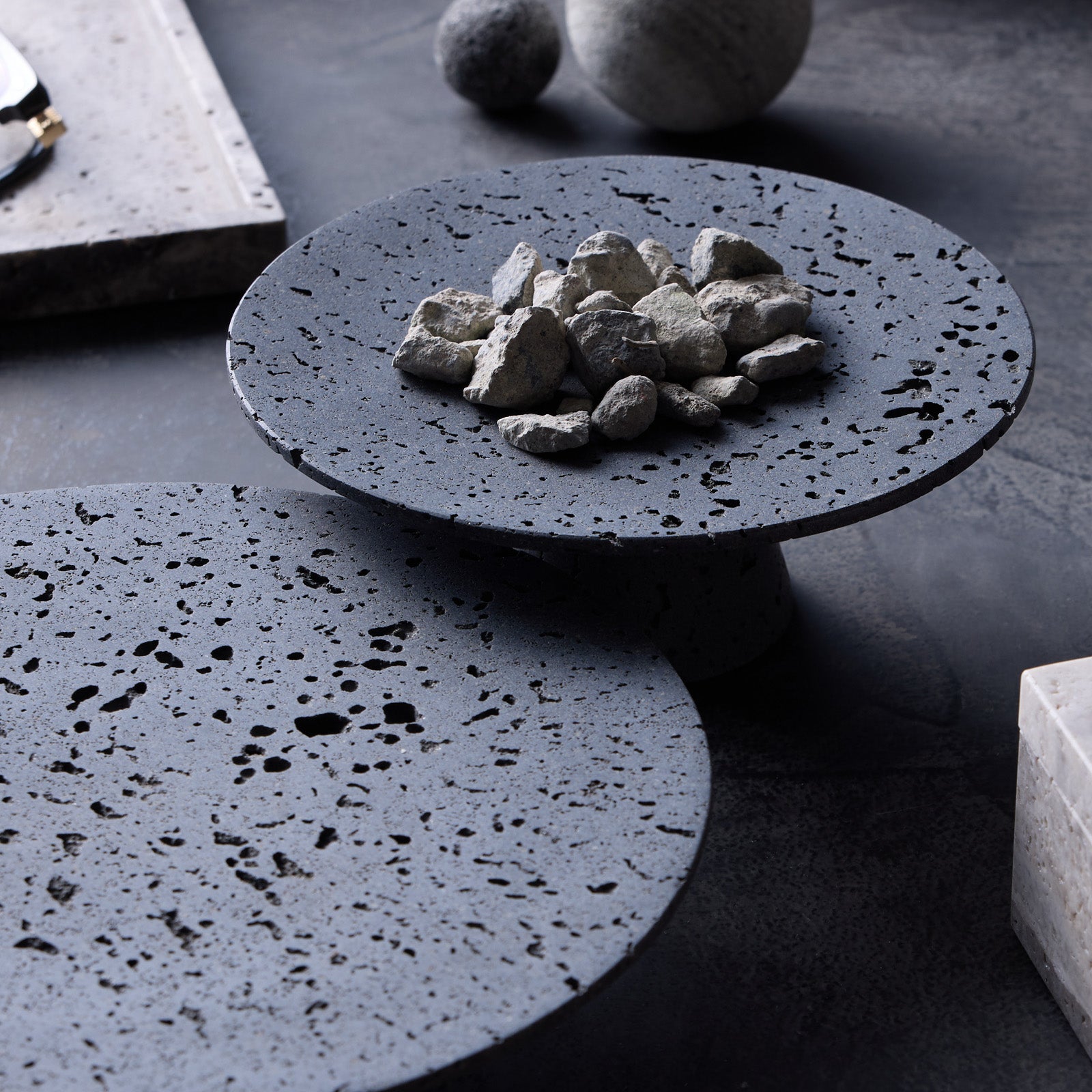 Travertine-tray circle base S｜ARTWORKSTUDIO公式