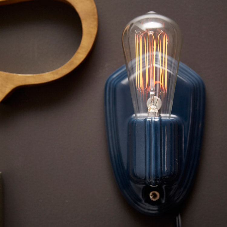 Compus-wall lamp