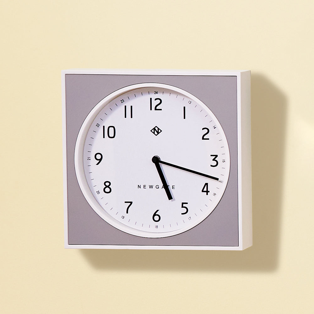 NEWGATE Burger&Chips-wall clock